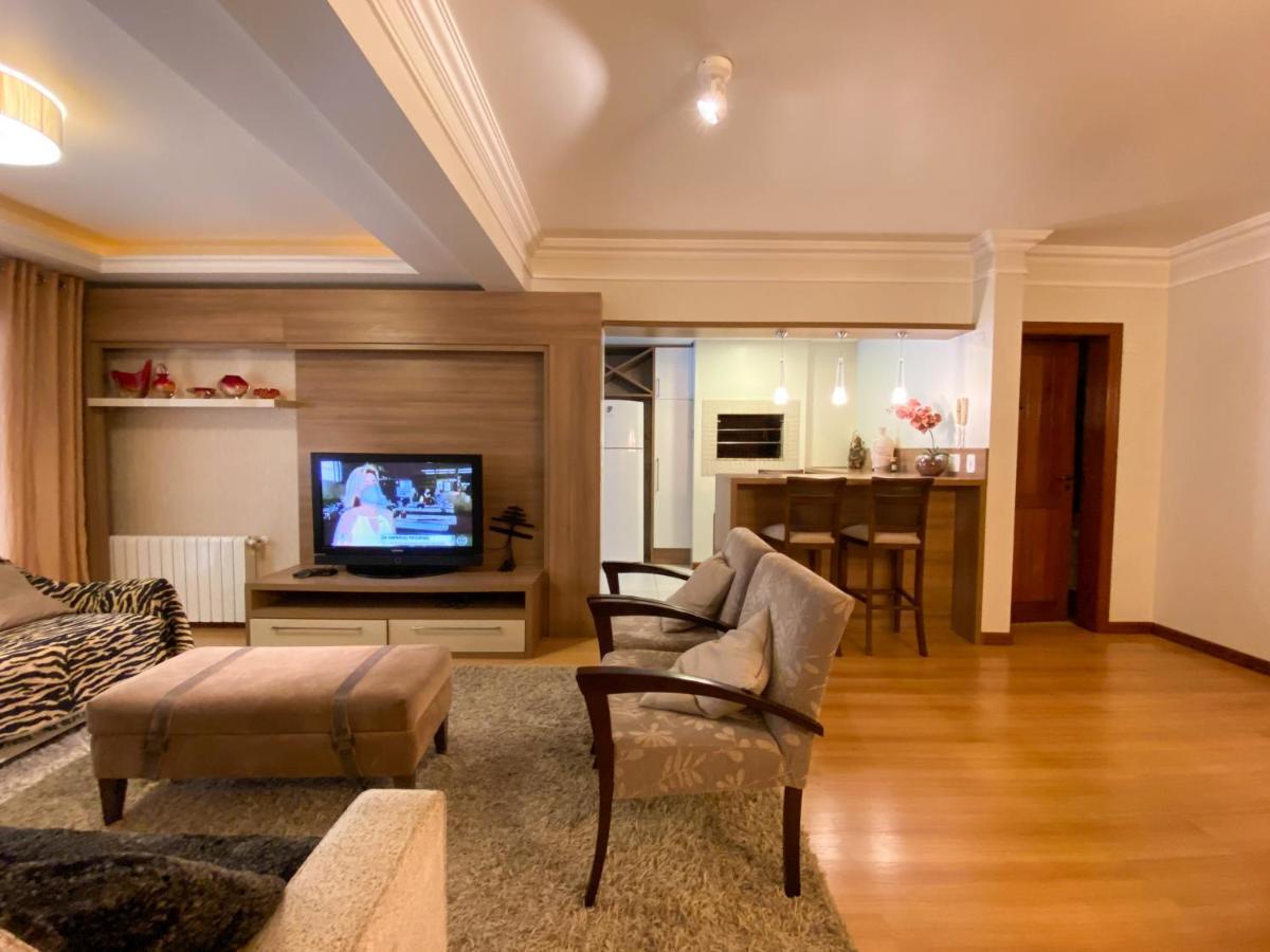 Apartamento Primavera, A 600 Metros Da Rua Coberta, Com 2 Quartos Gramado