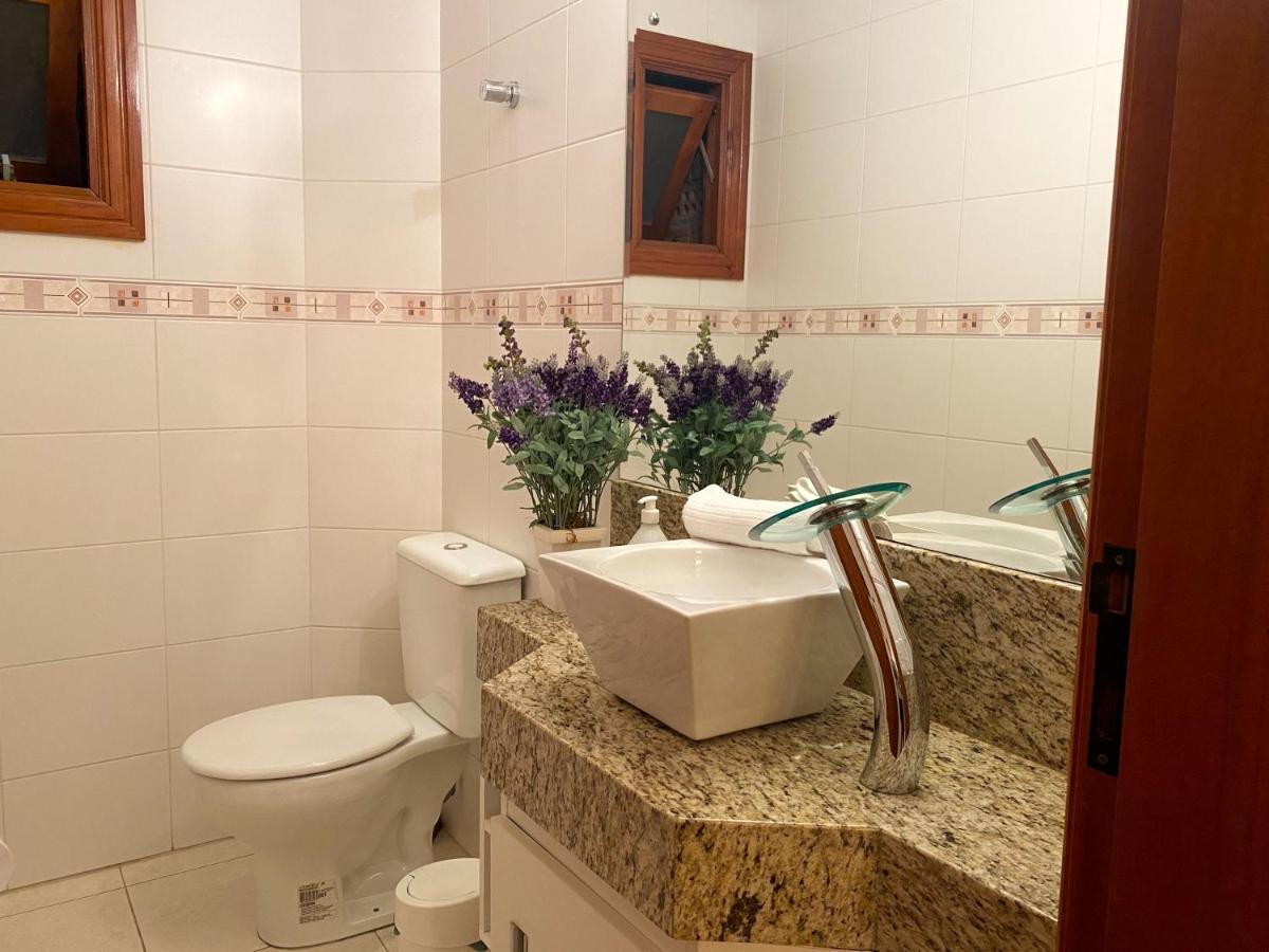 Primavera, A 600 Metros Da Rua Coberta, Com 2 Quartos Apartamento